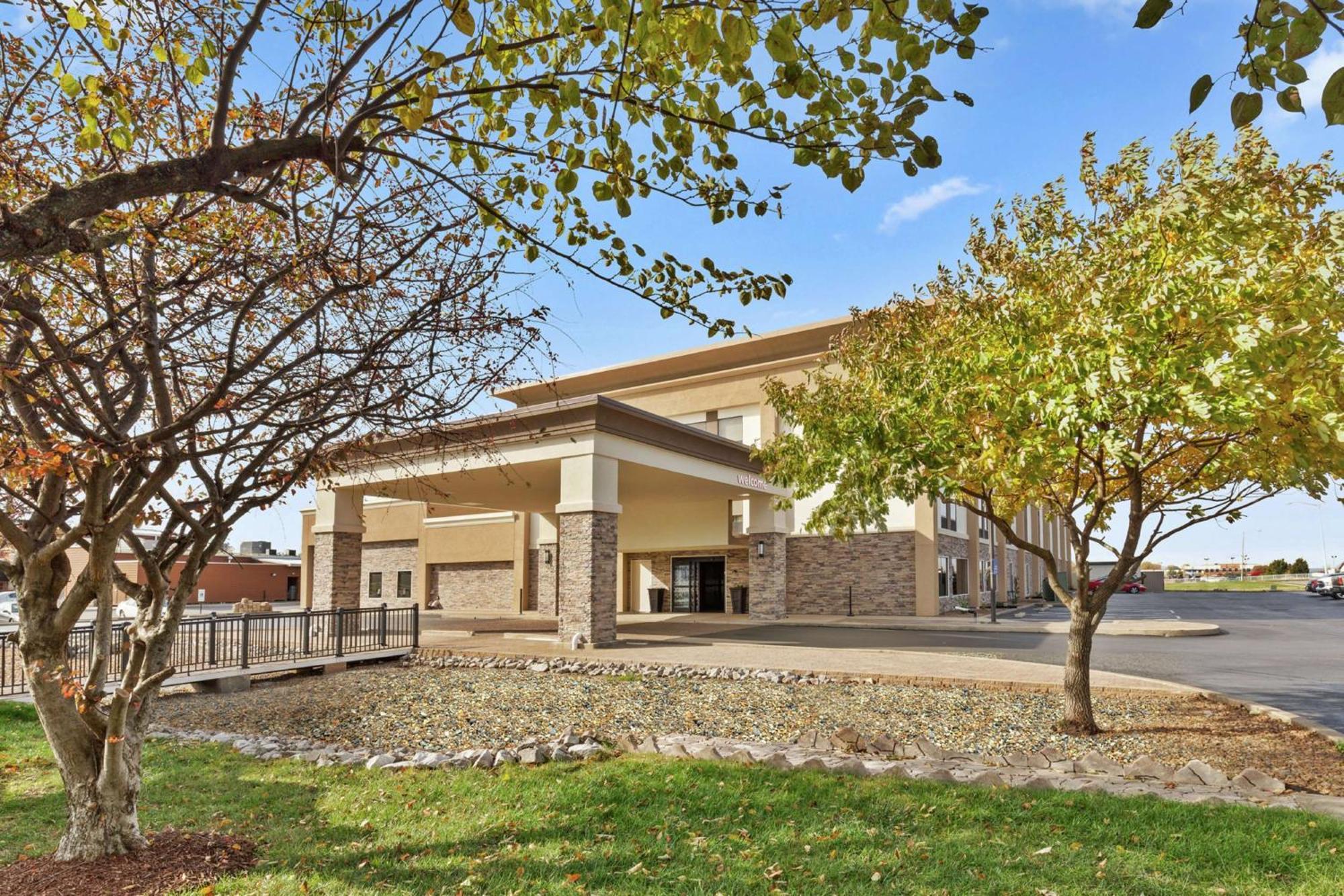 Hampton Inn St. Louis/Collinsville Eksteriør billede